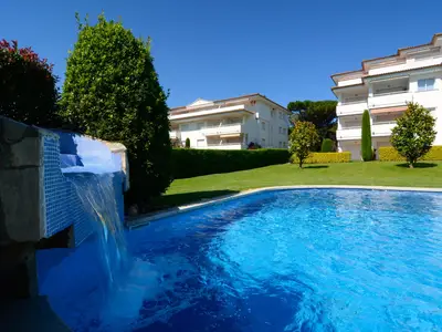 PoolOfHouse