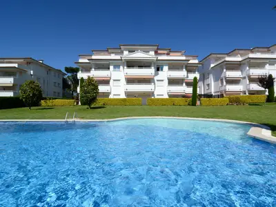 PoolOfHouse