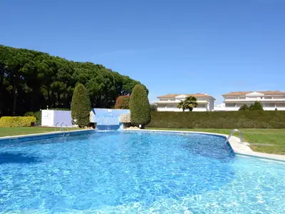 PoolOfHouse