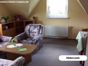 23048001-Ferienwohnung-2-Pantow-300x225-5