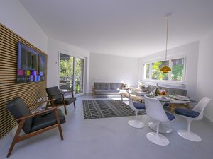 23706980-Ferienwohnung-4-Paradiso-300x225-1