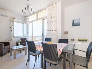 24044651-Ferienwohnung-6-Parghelia-300x225-3