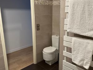 23939812-Ferienwohnung-2-Paris-300x225-5