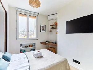 24016492-Ferienwohnung-2-Paris-300x225-3