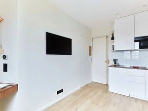 24016492-Ferienwohnung-2-Paris-300x225-5