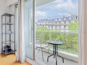 24018314-Ferienwohnung-2-Paris-300x225-4