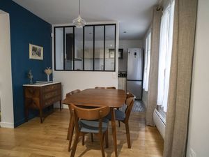 23978002-Ferienwohnung-2-Paris-300x225-2