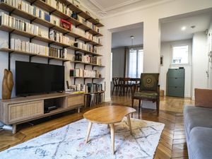 23978002-Ferienwohnung-2-Paris-300x225-4