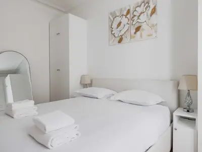 Ferienwohnung für 5 Personen (30 m²) in Paris 10/10