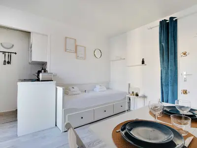 Ferienwohnung für 3 Personen (15 m²) in Paris 10/10