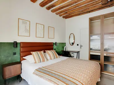 Ferienwohnung für 9 Personen (72 m²) in Paris 10/10