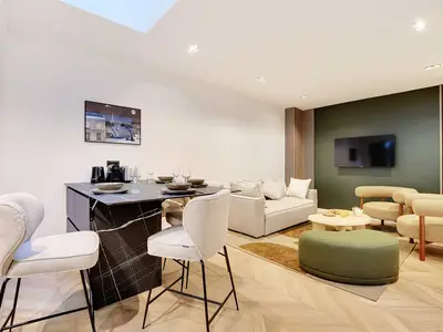 Ferienwohnung für 7 Personen (70 m²) in Paris 10/10