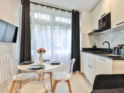 Ferienwohnung für 4 Personen (4 m²) in Paris 3/8