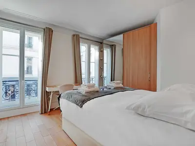 Ferienwohnung für 7 Personen (101 m²) in Paris 9/10