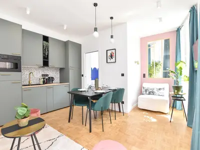 DiningRoom