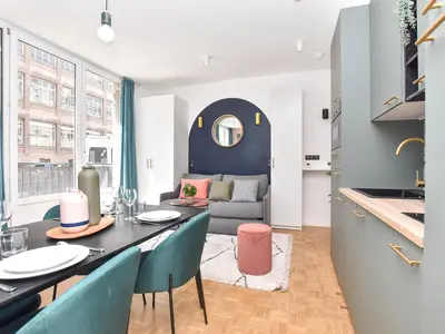 DiningRoom