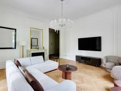 Ferienwohnung für 5 Personen (120 m²) in Paris 8/10