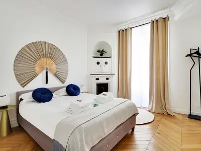 Ferienwohnung für 13 Personen (120 m²) in Paris 10/10