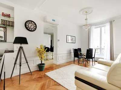 Ferienwohnung für 9 Personen (97 m²) in Paris 1/10