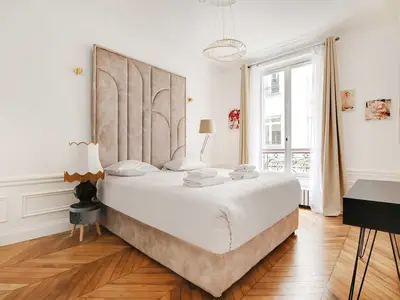 Ferienwohnung für 9 Personen (97 m²) in Paris 4/10
