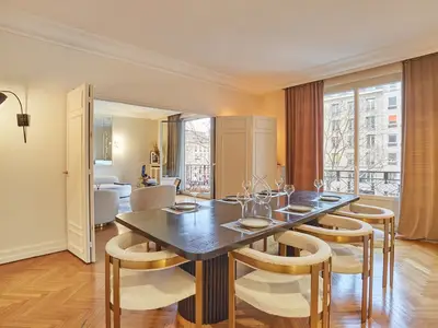 Ferienwohnung für 5 Personen (116 m²) in Paris 2/10