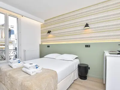 Ferienwohnung für 3 Personen (15 m²) in Paris 1/9