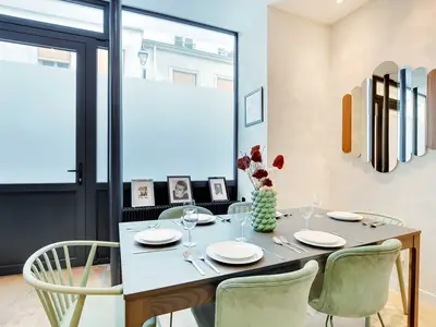 DiningRoom