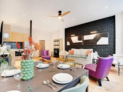 DiningRoom