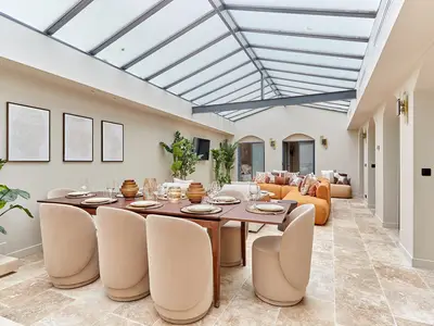 Ferienwohnung für 9 Personen (181 m²) in Paris 9/10