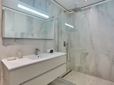 Ferienwohnung für 7 Personen (131 m²) in Paris 10/10