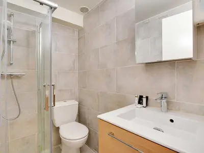 Ferienwohnung für 3 Personen (16 m²) in Paris 10/10