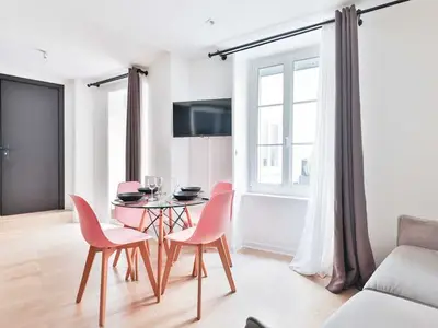 Ferienwohnung für 5 Personen (39 m²) in Paris 3/10