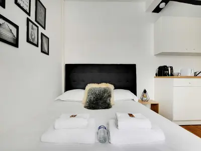 Ferienwohnung für 3 Personen (15 m²) in Paris 9/10