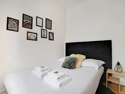 Ferienwohnung für 3 Personen (15 m²) in Paris 10/10