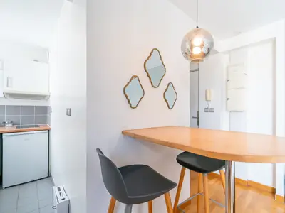 DiningRoom