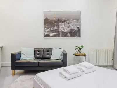 Ferienwohnung für 3 Personen (17 m²) in Paris 9/10