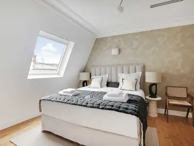 Ferienwohnung für 8 Personen (151 m²) in Paris 4/10