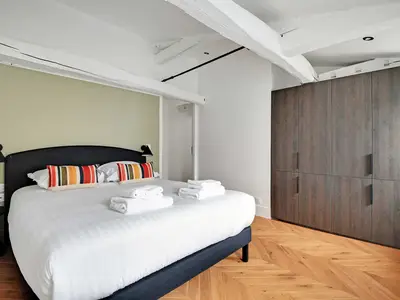 Ferienwohnung für 11 Personen (196 m²) in Paris 3/10