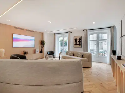 Ferienwohnung für 11 Personen (171 m²) in Paris 10/10
