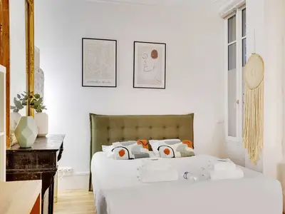 Ferienwohnung für 3 Personen (15 m²) in Paris 1/10