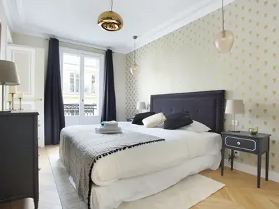 Ferienwohnung für 11 Personen (121 m²) in Paris 4/10