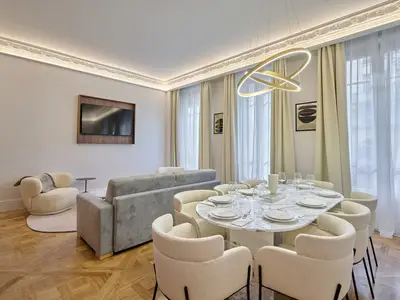 Ferienwohnung für 9 Personen in Paris 8/10