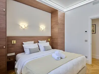 Ferienwohnung für 9 Personen in Paris 9/10