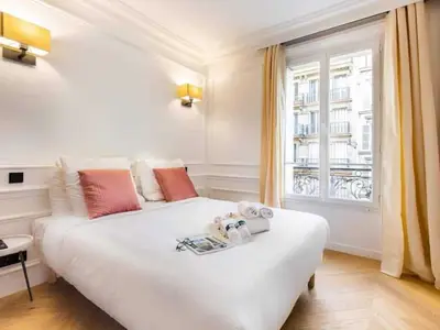 Ferienwohnung für 9 Personen (80 m²) in Paris 9/10