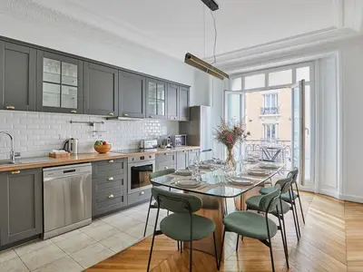 Ferienwohnung für 9 Personen in Paris 2/10