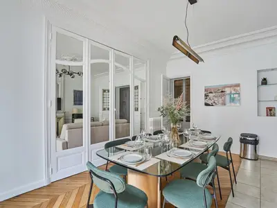 Ferienwohnung für 9 Personen in Paris 9/10