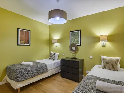 Ferienwohnung für 7 Personen (101 m²) in Paris 8/10