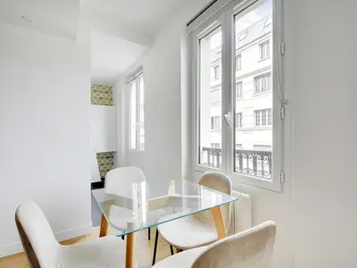 DiningRoom