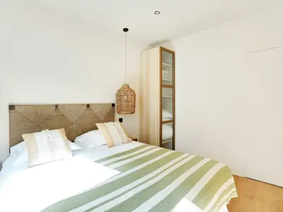 Ferienwohnung für 9 Personen (65 m²) in Paris 10/10