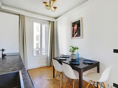 Ferienwohnung für 7 Personen (48 m²) in Paris 2/10